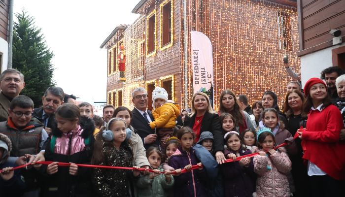 İzmit Oyuncak Müzesi Yoğun Katılımla Açıldı.