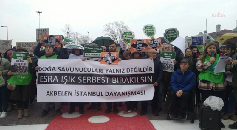 Akbelen İstanbul Dayanışmasından Doğa Savunucusu Esra Işık'ın Tutuklanmasına Tepki.