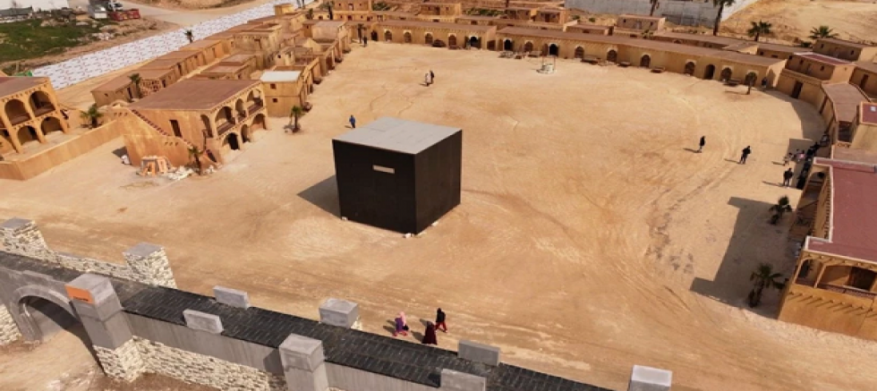 Çayırova'da Yapımı Devam Eden Mekke Film Platosuna Ziyaretçi Akını