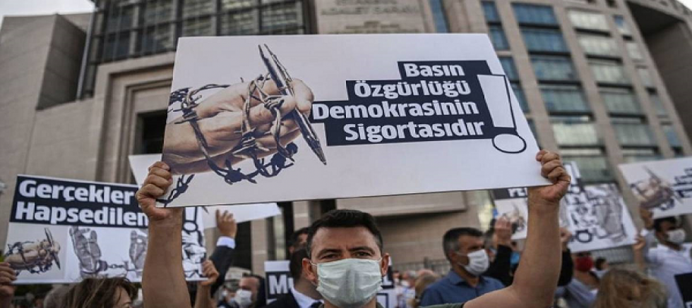 CHP Nisan Ayı Basın Özgürlüğü Raporu Yayınladı.