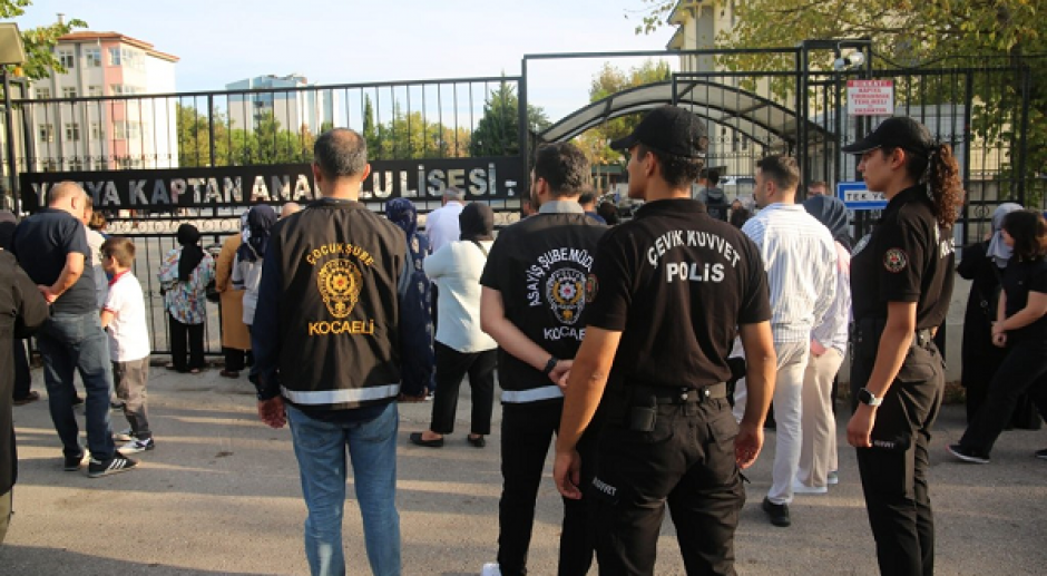 Kocaeli Emniyeti Sokakta Dilendirilen Çocukları Korumaya Alıyor!