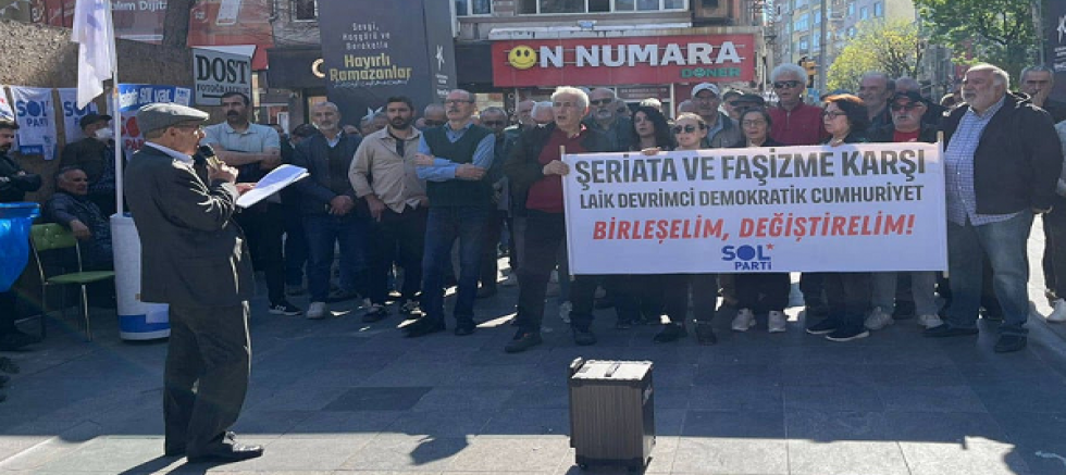 SOL Parti'den Karanlığa Karşı Laikliği Savunalım Çağrısı.