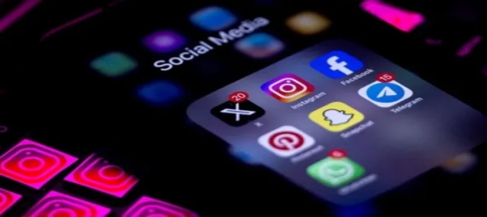 SOSYAL MEDYADA YENİ DÖNEM KİMLİKLE GİRİŞ ZORUNLU OLUYOR