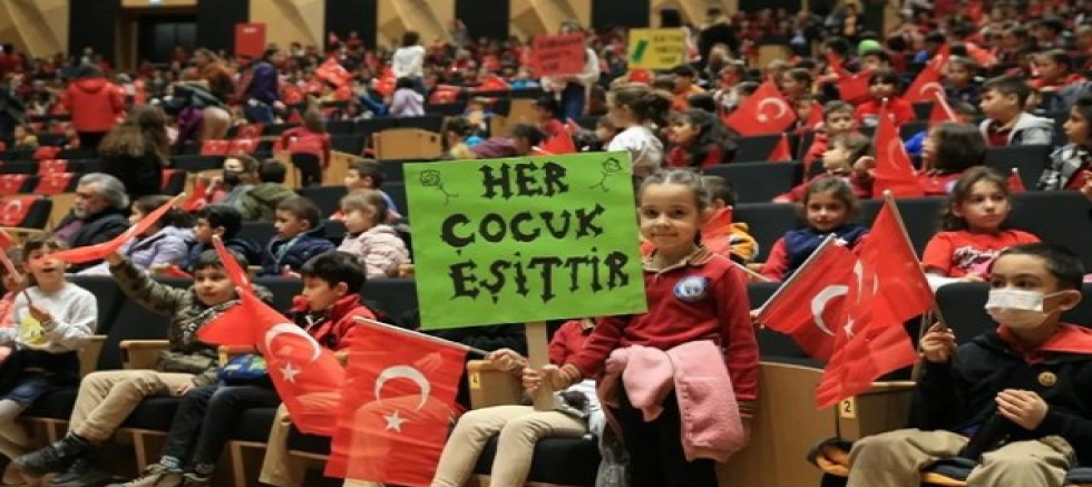 Yerel Yönetimlerde Çocuk Hakları Politika Belgesi Yayınlandı.