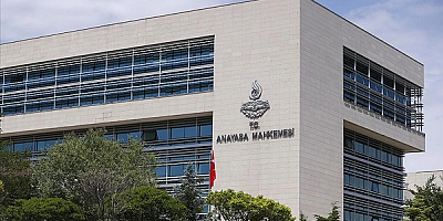 AYM Boşanmalardaki Süresiz Nafaka Kararını İptal Etti.